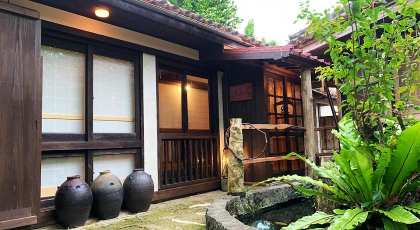 石垣 車で市街地近くの静かな田舎空間一沖縄古民家の宿 4星级 单人房 泳池