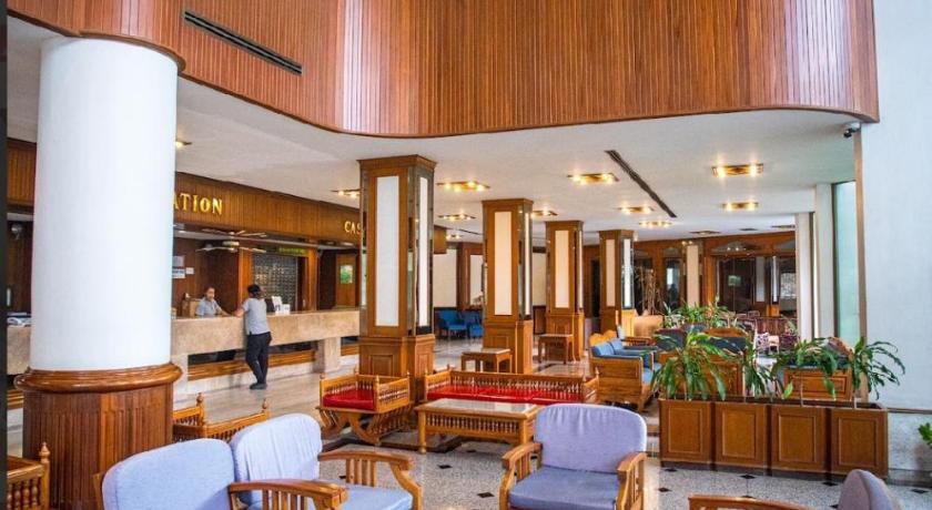 Royal Palace Hotel - image 5