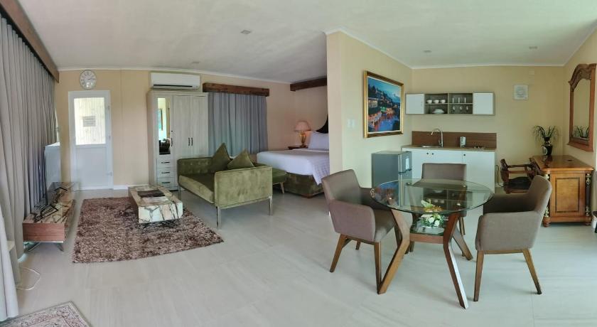 Image of Honeymoon Suite with Garden and Ocean Views 0