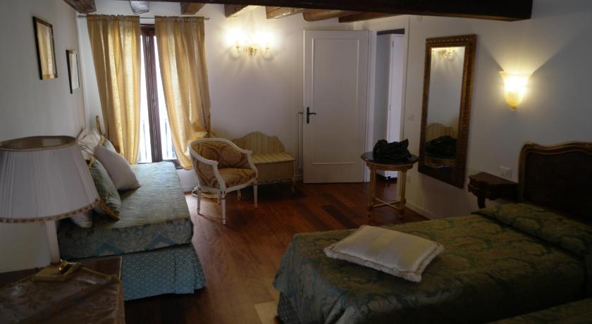 Savoia e jolanda Apartments photo