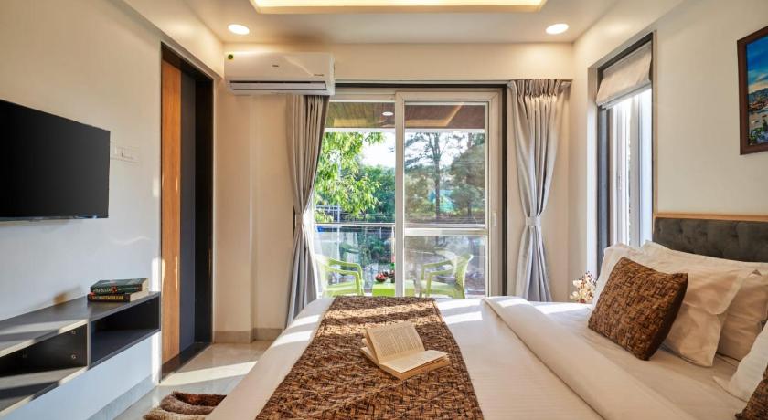 Standard Room with Balcony