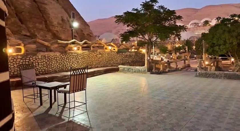 Imagem de Deluxe Double Cabin 4