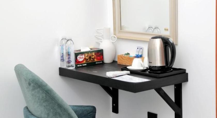 Rome Transit Hotel - image 16