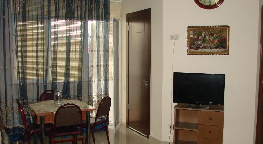 Image of One-Bedroom Apartment 6