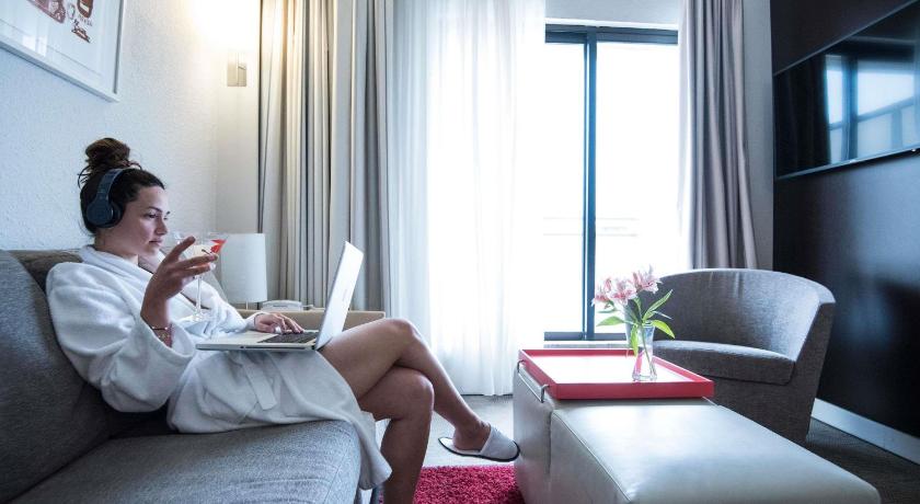 Image of Suite, 1 double bed with double sofa bed 14