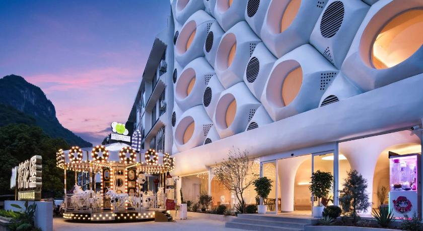 Cotton Castle Designer Hotel-New Hotel, INS Cave Style,Bubble Pool,Family-friendly,Free Self-Service