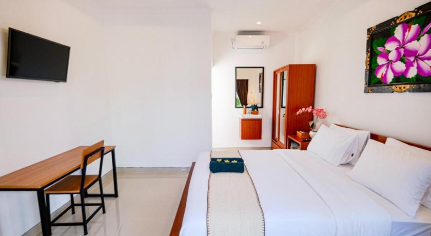 Crystal Flow Guest House & Apartment Canggu - image 19