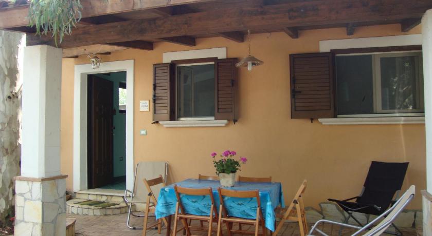 Serena Holiday Home — Hotel in Camerota