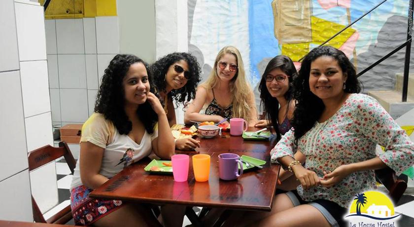 Le House Hostel photo