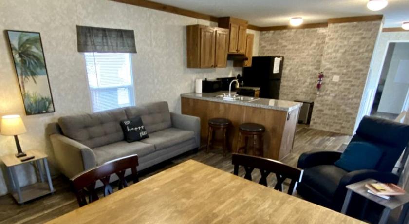 邓迪丁 Outstanding Cottage with Barbecue and Fire Pit in Dunnellon, Florida 3星级 住宿 套房