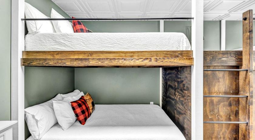 コールドウェル (OH) Exquisite Cabin with Amazing Interior and Exterior in Sarahsville, Ohio 4つ星 宿泊施設 ロビー