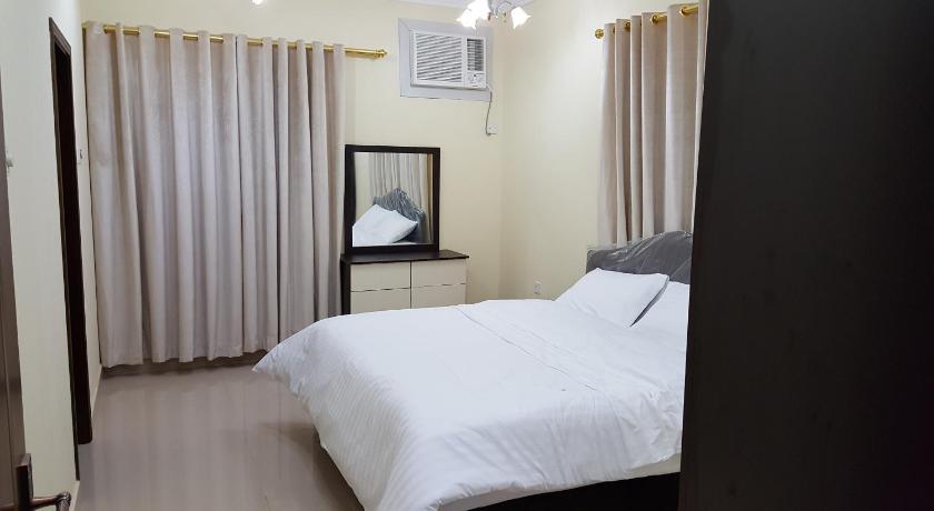 Golden Seasons Furnished Apartment - 2 photo