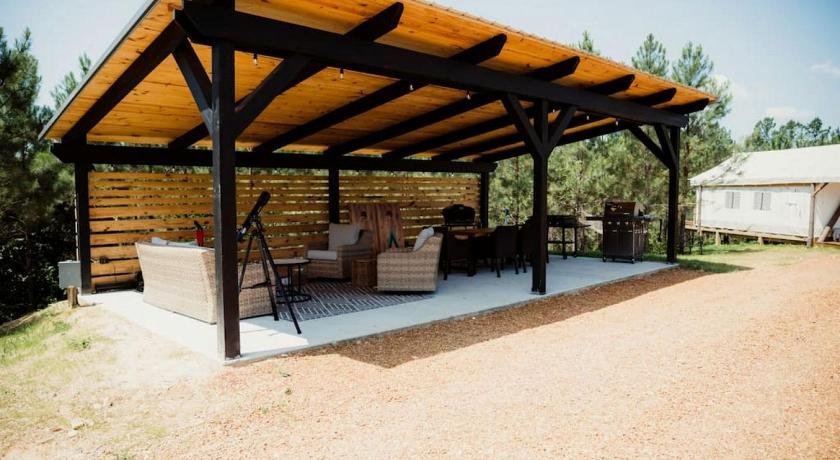블루 스프링 (KY) Gorgeous Safari Tent with Sauna Perfect for a Couple Retreat in Kentucky 3성급 숙소 스위트룸