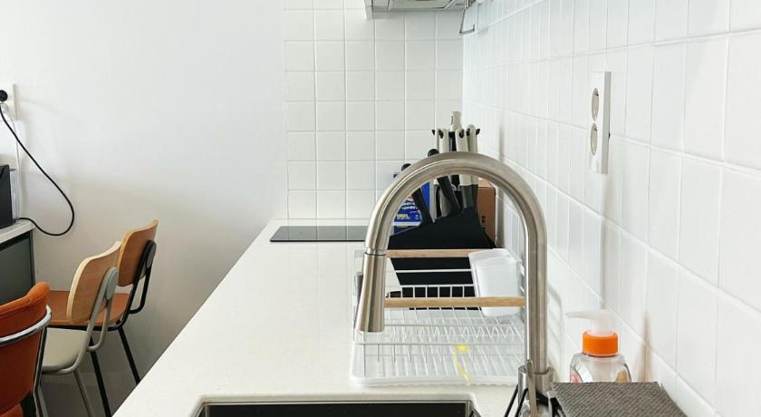 서울 Suite samsung cozy and cozy house in the city center subway walk 5 minutes free parking new construc 숙소 수영장