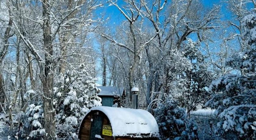 타오스 (NM) Studio Cabin Suite on Organic Farm Stay near Taos, New Mexico 3성급 숙소 레스토랑