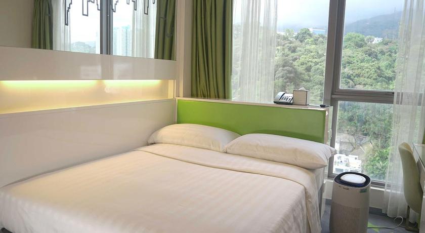 Image of Greenery Room 3