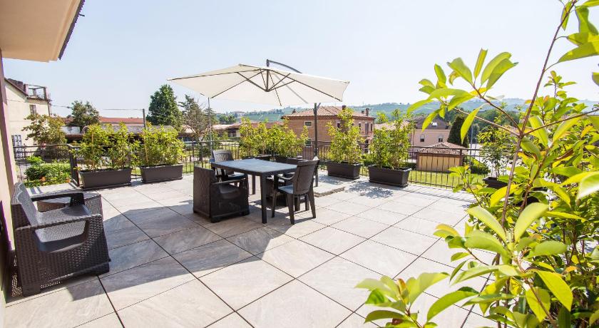 Casa Baratta - Il Gelso, Neive, terrazza sulle Langhe