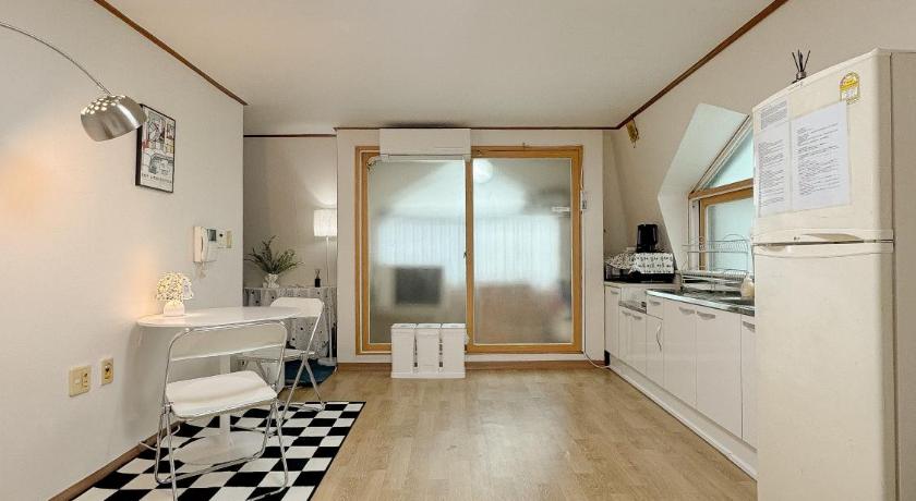 Seoul 3'Near Hongdae Station, 30sec on foot 4-Star Accommodation suite
