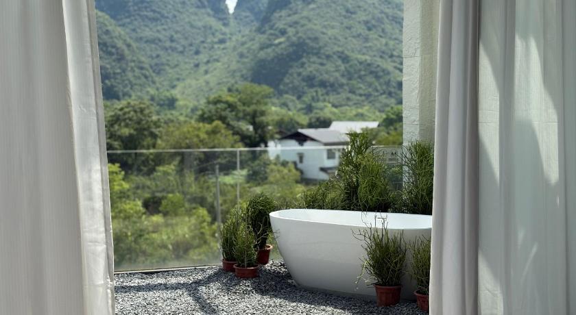 阳朔 Yangshuo Mosu Hotel,Near the Yulong River 酒店 餐厅