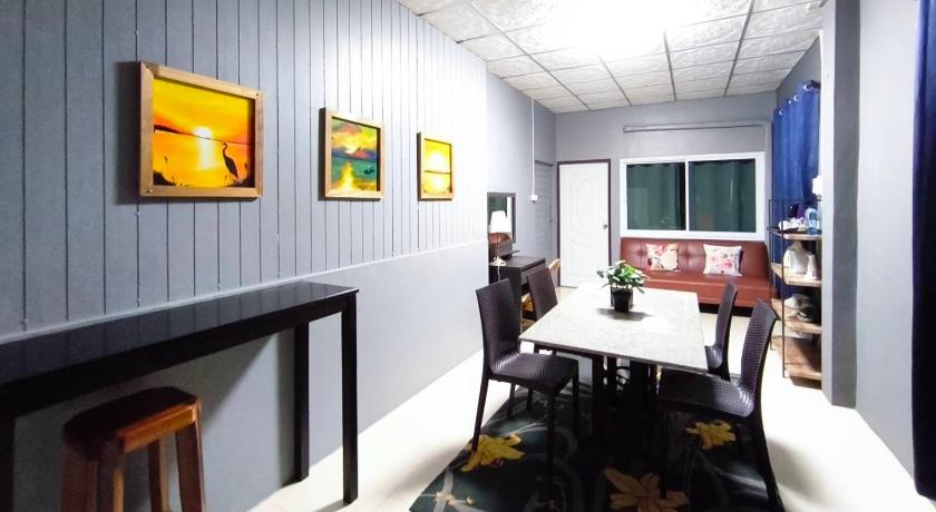 Image of Deluxe Family Room 4