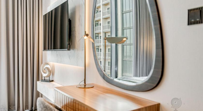 GLOBALSTAY. The Crest Tower C Apartments - image 8
