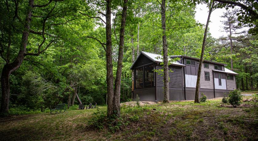 멘톤 (AL) Creekside Gem, Hot Tub, Sleeping Porch, Fire Pit 5성급 숙소 전망