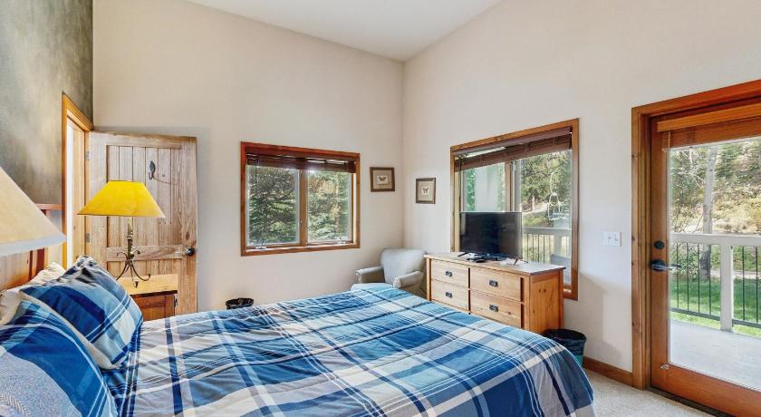 Image of Two-Bedroom Apartment 7