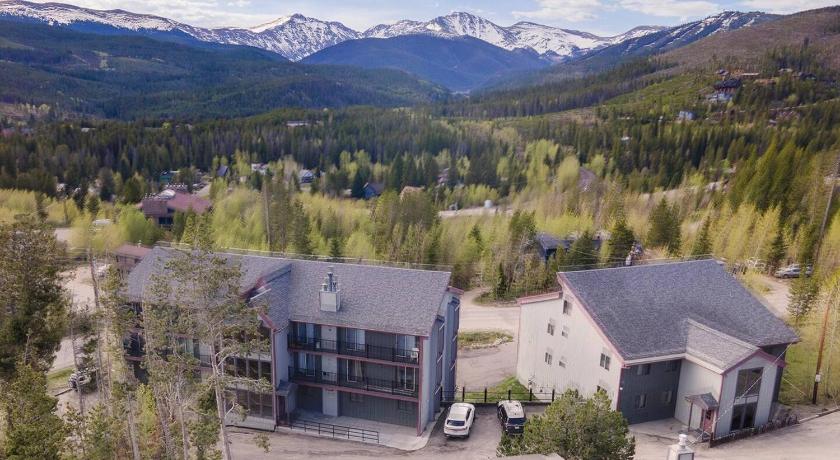 Winter Park (CO) 10 min to Resort! Amazing Views & Sauna! 4-Star Accommodation restaurant
