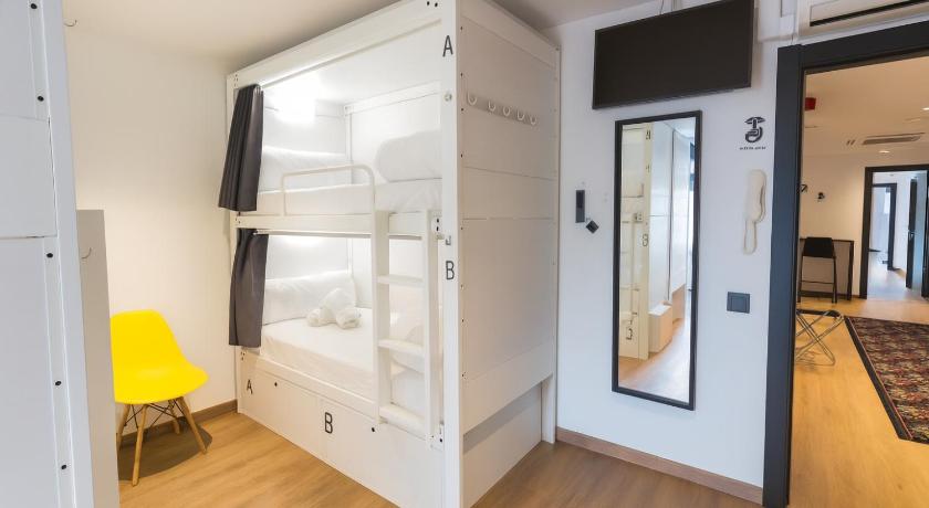 1 fő egy 6 ágyas hálóteremben – koedukált (1 Person in 6-Bed Dormitory - Mixed) fotója 0