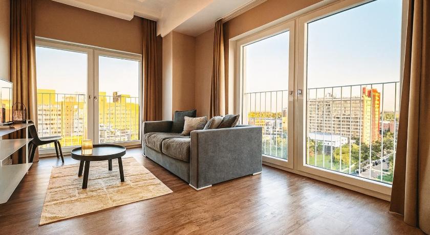 Homely! Skyview 2-Room Apartment, Airport, Fair, Rooftop, Gym!