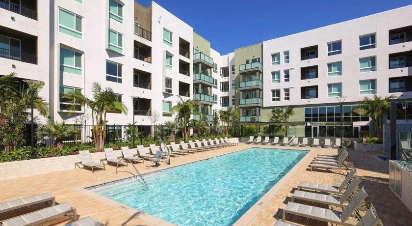 산타아나 (CA) Bright Home 10 Min to Disneyland Pool & GYM 5성급 숙소 객실