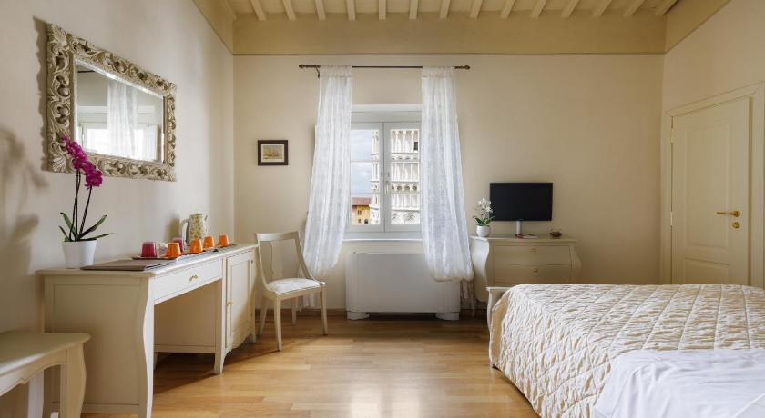 Image of Suite family 15