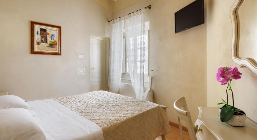 Image of Triple Room 3