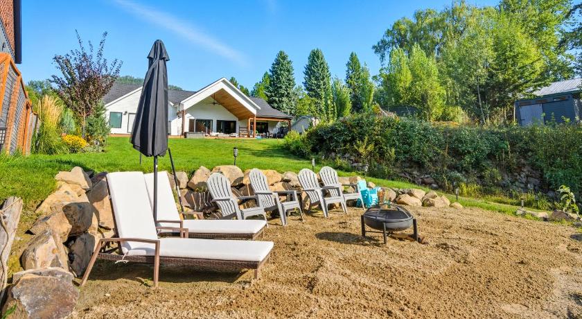 세이글 Baby Birch Banks Guest House on Lake Pend Oreille 4성급 숙소 외관