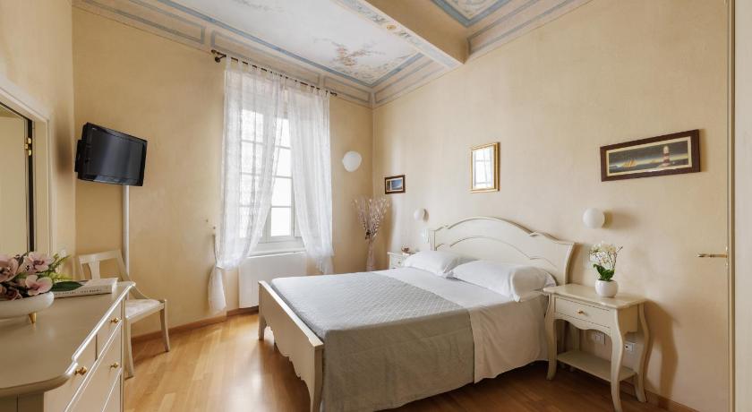 Image of Suite 1