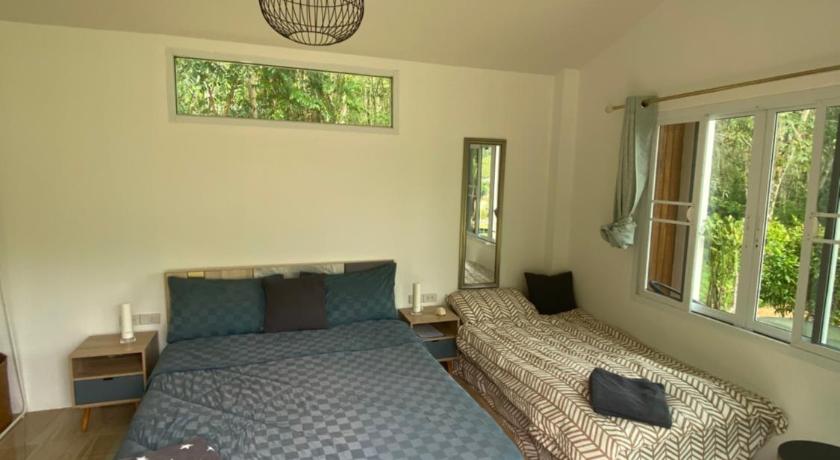 Phatthalung Noi’s Paradise Homestay 4-Star Guesthouse room