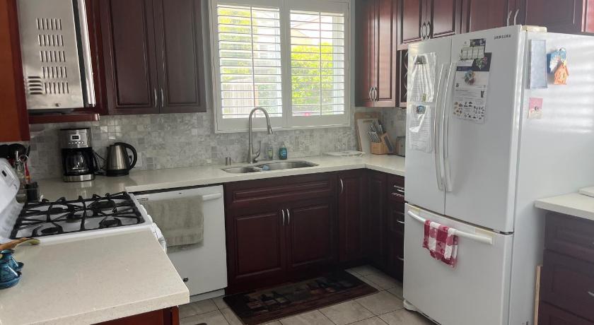 Facilities, 2 Bedroom House OR Private Studio near SF, SFSU and SFO in Sunset District