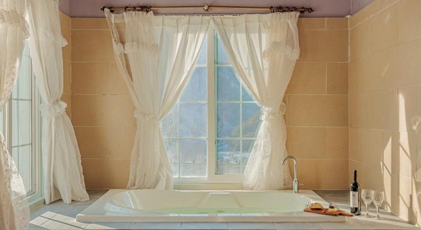 加平 Gapyeong Lukuel Spa Pension 3星级 民宿 客房