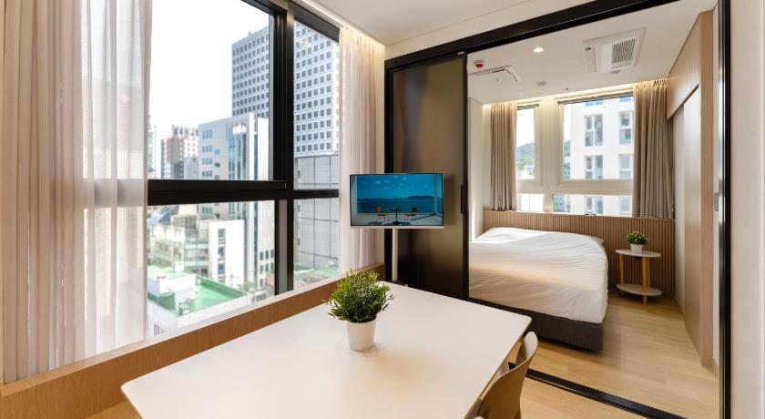 Seoul MSstay Myeongdong 3-Star Guesthouse suite