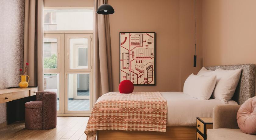 Saint J Hotel by Brassbell - image 13