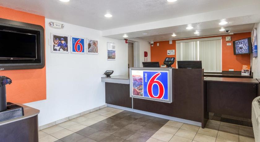 Motel 6-Tempe, AZ - Phoenix - Priest Dr