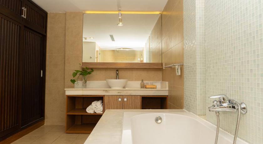 Image of Verde Room with Lounge 15