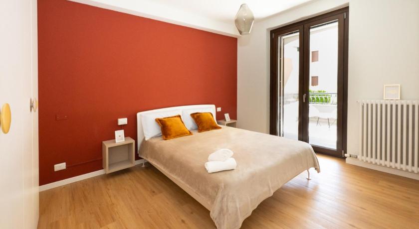 Casa con terrazzo in ottima posizione vicino Como
