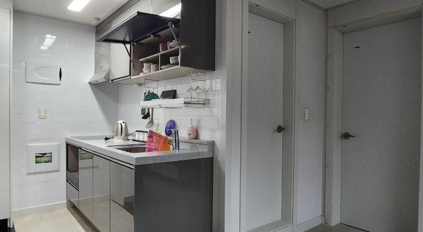 Seoul SG two single room near Sadang Station Accommodation lobby