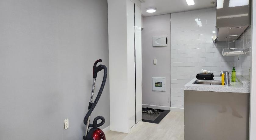 Seoul SG two single room near Sadang Station Accommodation lobby