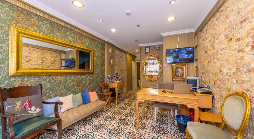 Walnut Shell Hotel - image 5