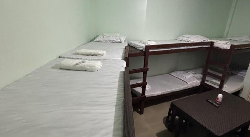 Mischa Hostel - image 34