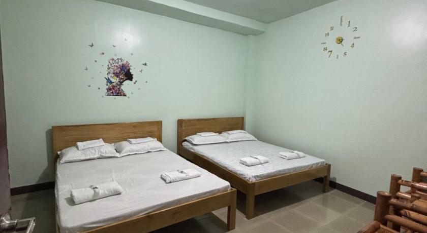 Mischa Hostel - image 33