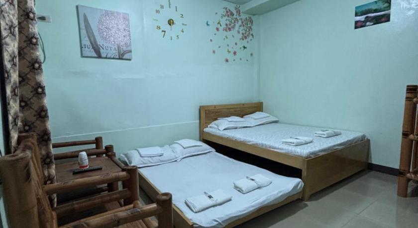 Mischa Hostel - image 31