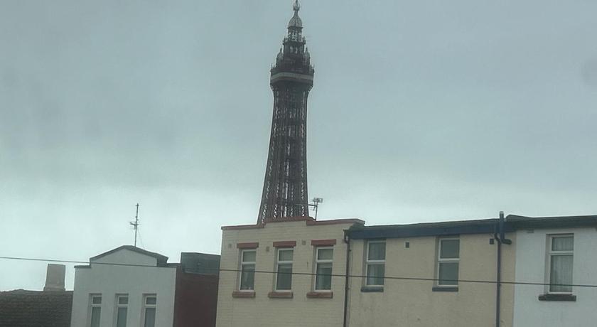 Cadeby Lodge – Blackpool
